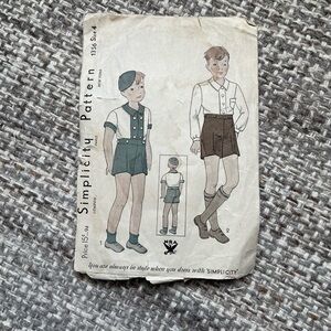 Vintage Simplicity sewing pattern boys shorts top 1940s‎